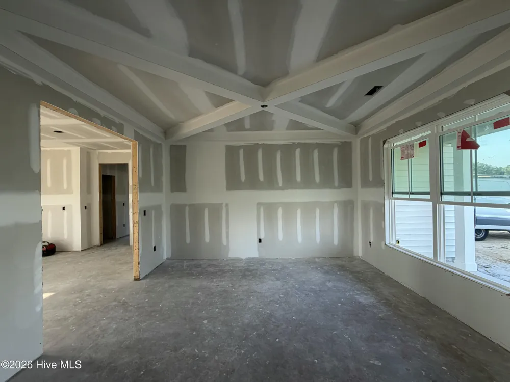 823 Tupelo Tree Drive Hubert, NC 28539