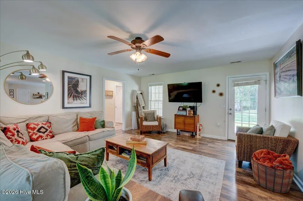 110 Seattle Slew Drive Havelock, NC 28532