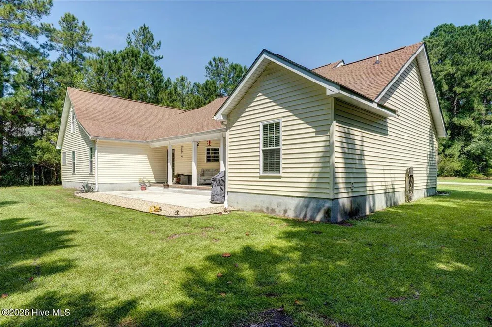 110 Seattle Slew Drive Havelock, NC 28532