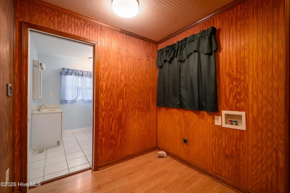 350 Futrell Road Richlands, NC 28574