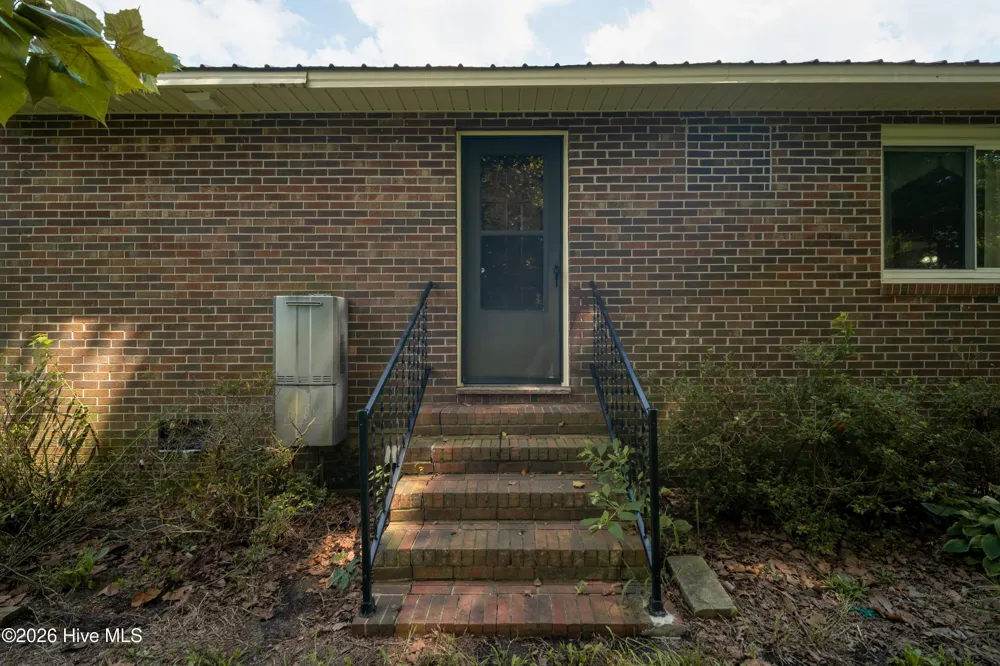 350 Futrell Road Richlands, NC 28574