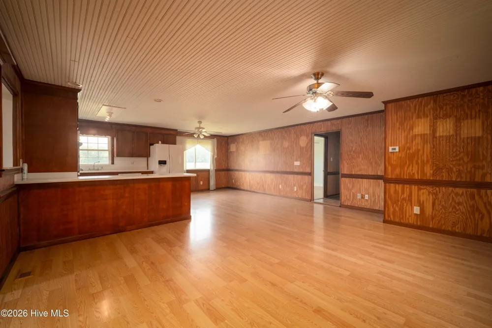 350 Futrell Road Richlands, NC 28574