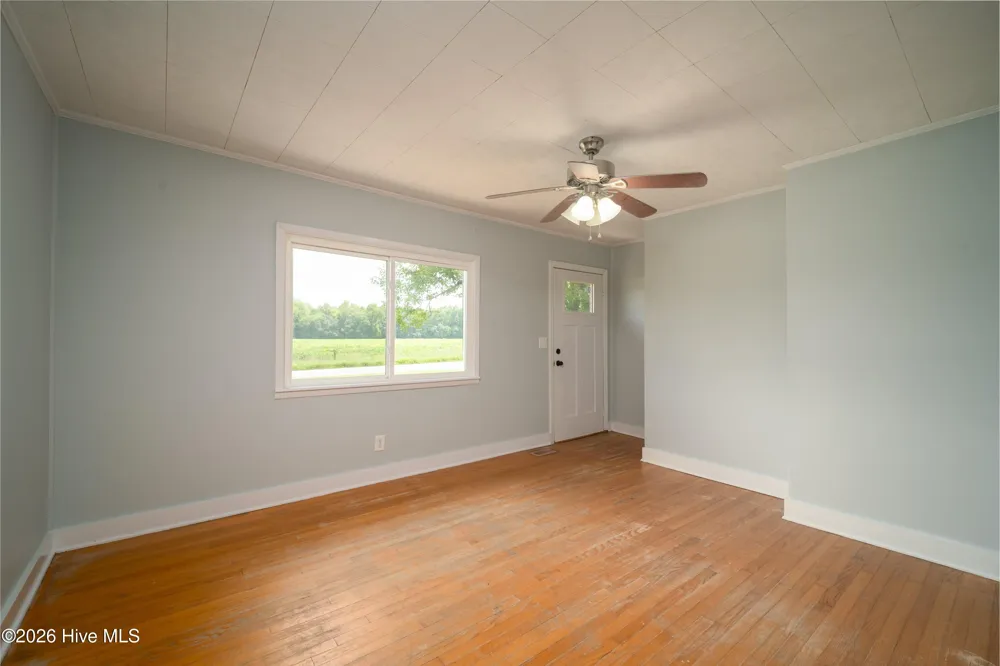 350 Futrell Road Richlands, NC 28574