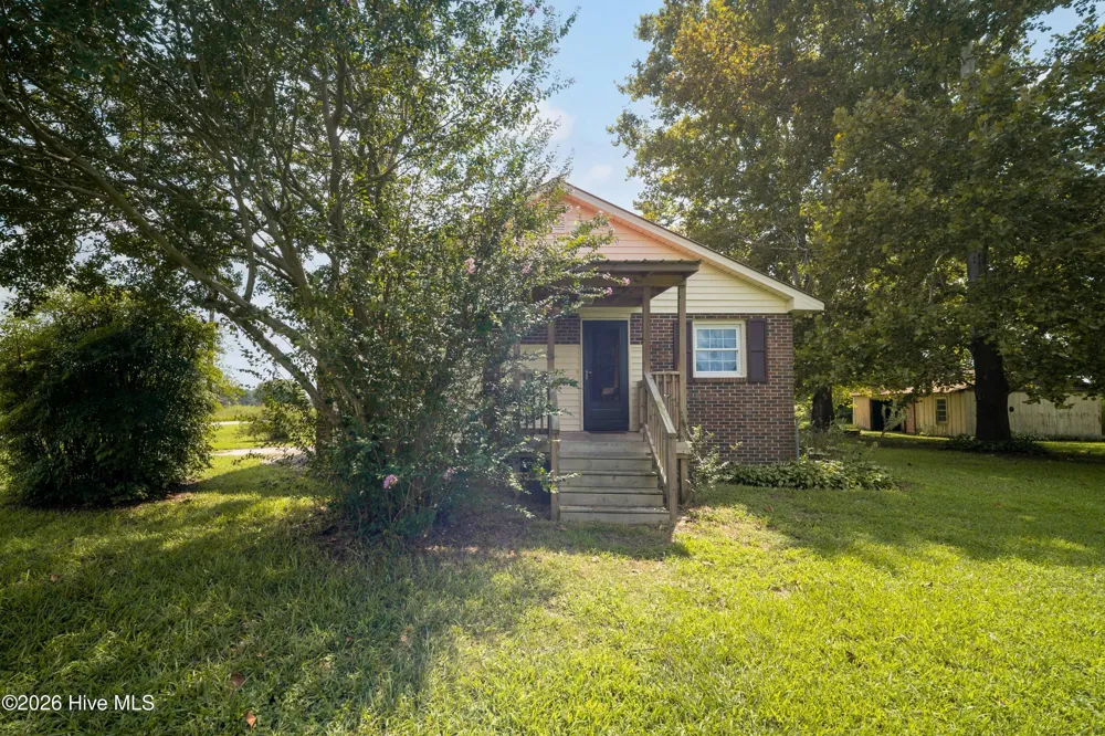 350 Futrell Road Richlands, NC 28574