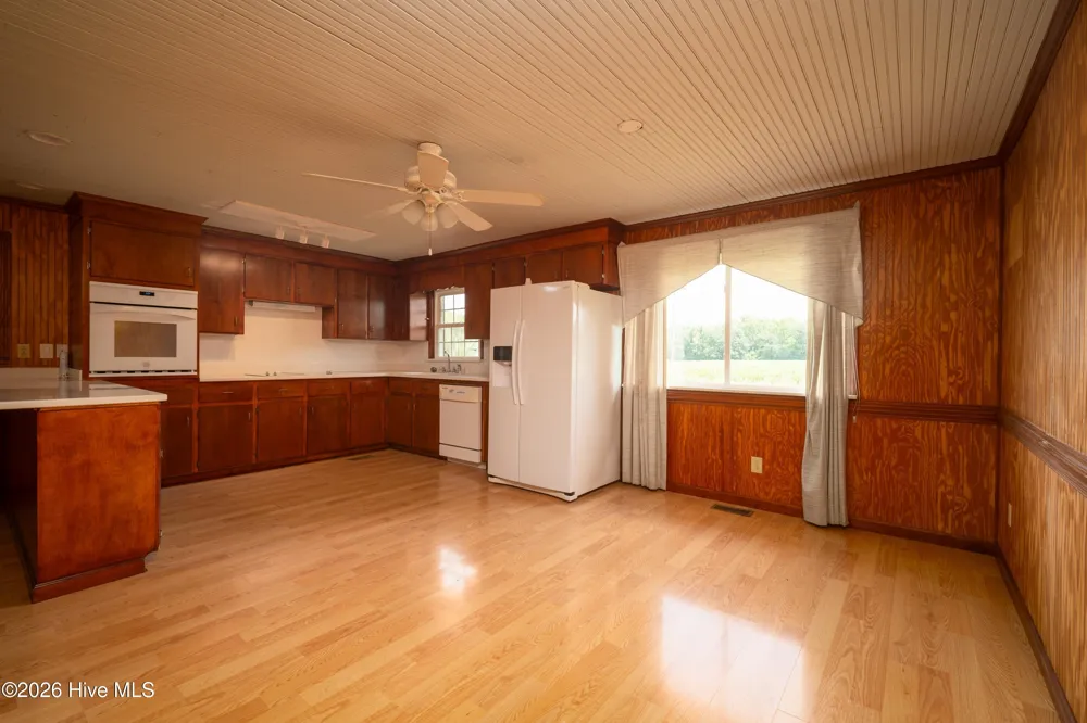 350 Futrell Road Richlands, NC 28574