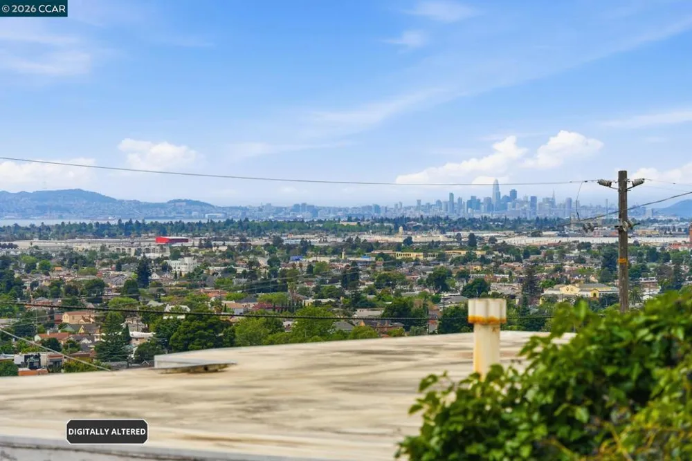 8910 Burr St Oakland, CA 94605