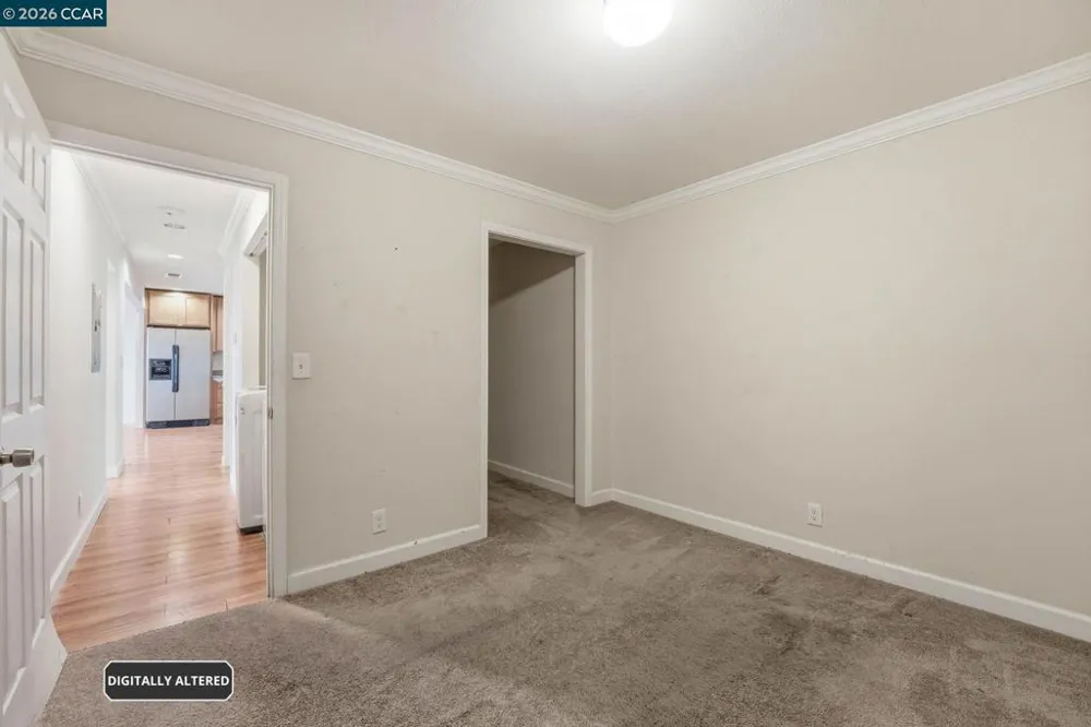 8910 Burr St Oakland, CA 94605