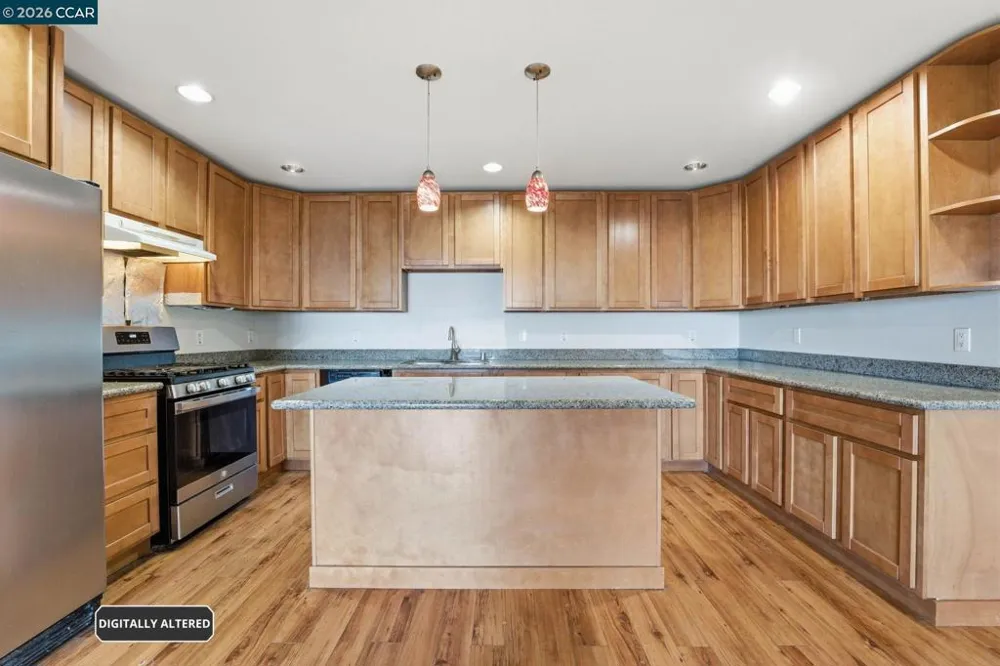 8910 Burr St Oakland, CA 94605
