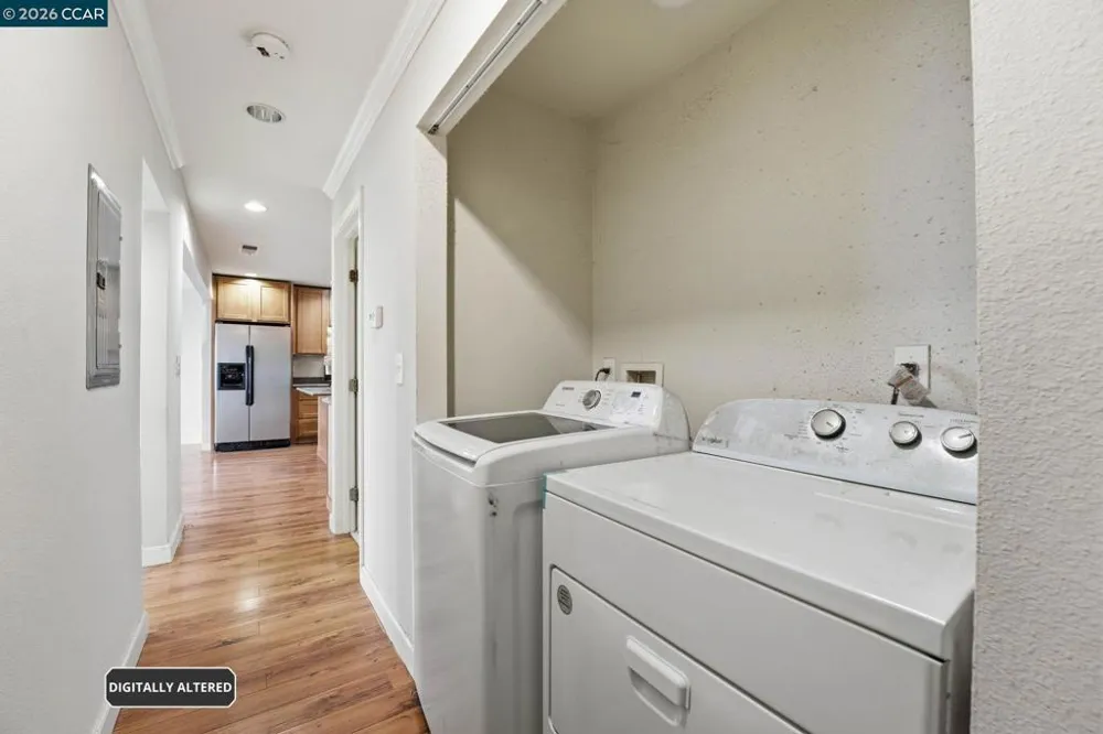 8910 Burr St Oakland, CA 94605