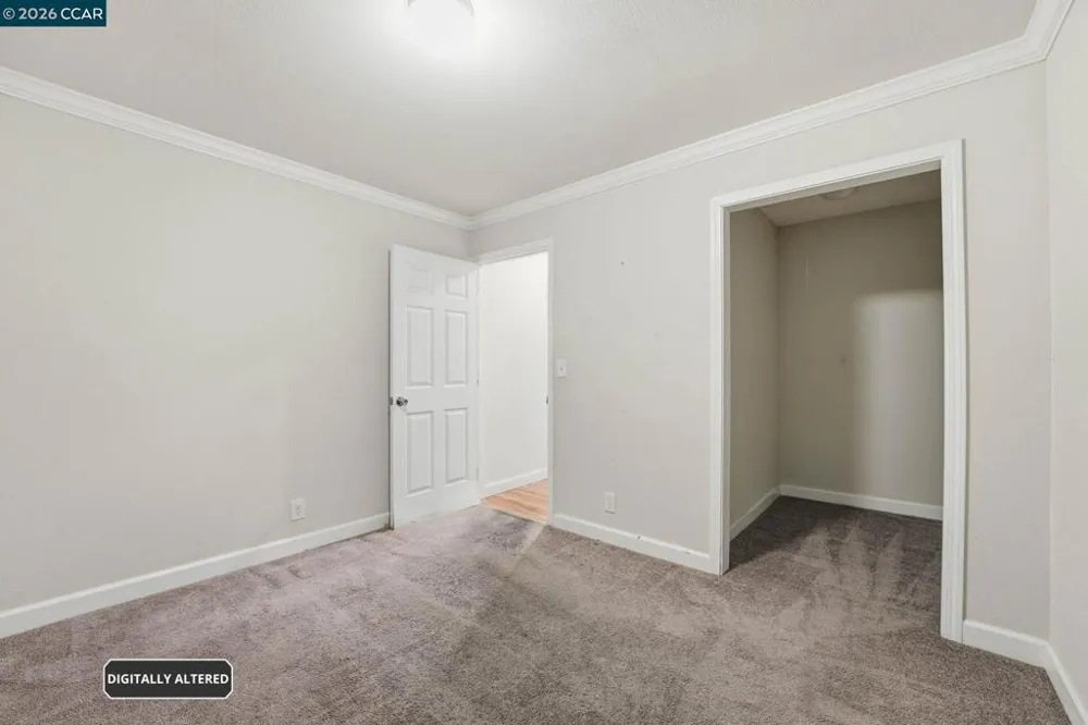 8910 Burr St Oakland, CA 94605