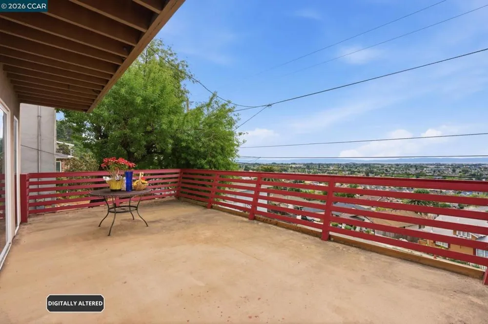8910 Burr St Oakland, CA 94605