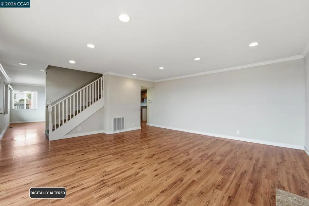8910 Burr St Oakland, CA 94605