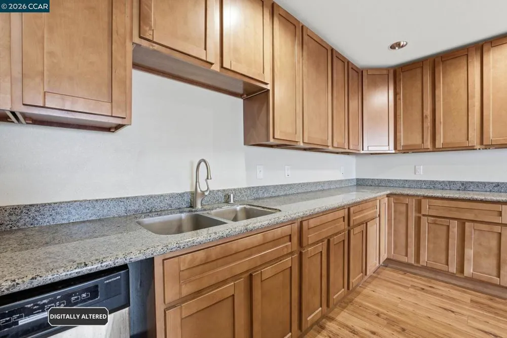 8910 Burr St Oakland, CA 94605