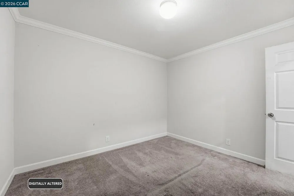 8910 Burr St Oakland, CA 94605