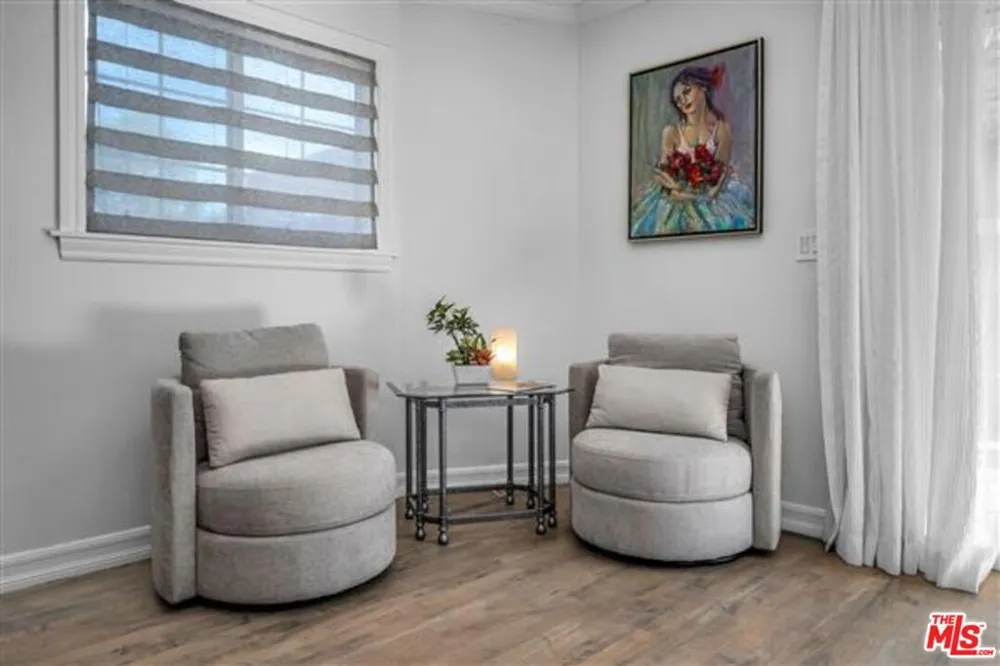 10824 Westminster Avenue Los Angeles, CA 90034