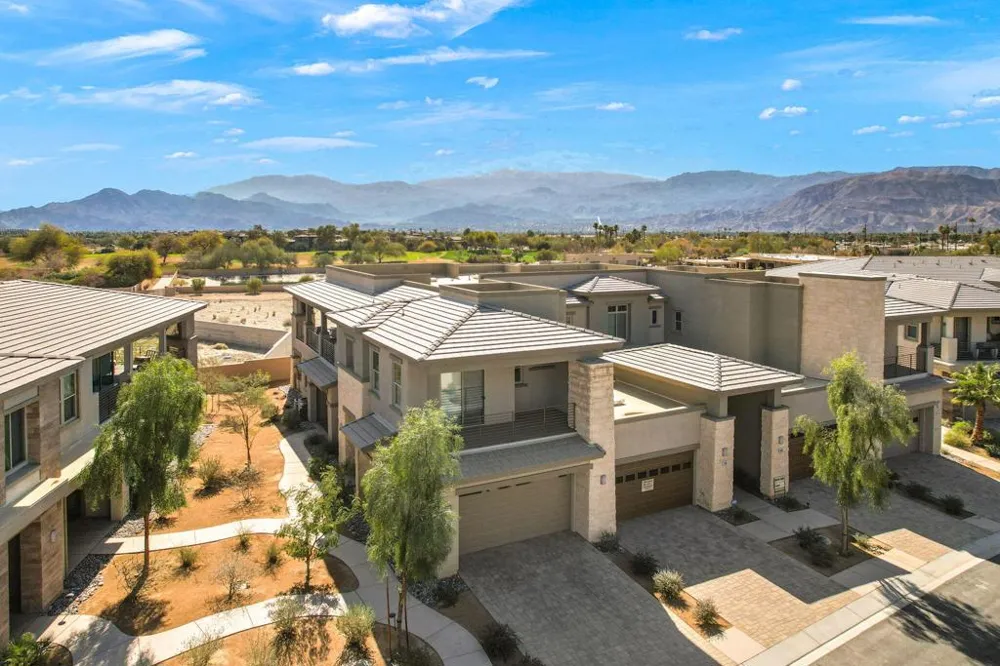1403 Retreat Circle Palm Desert, CA 92260