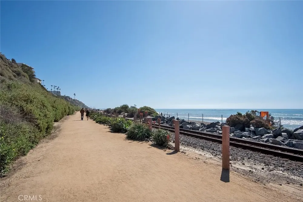1520 El Camino Real #26 San Clemente, CA 92672