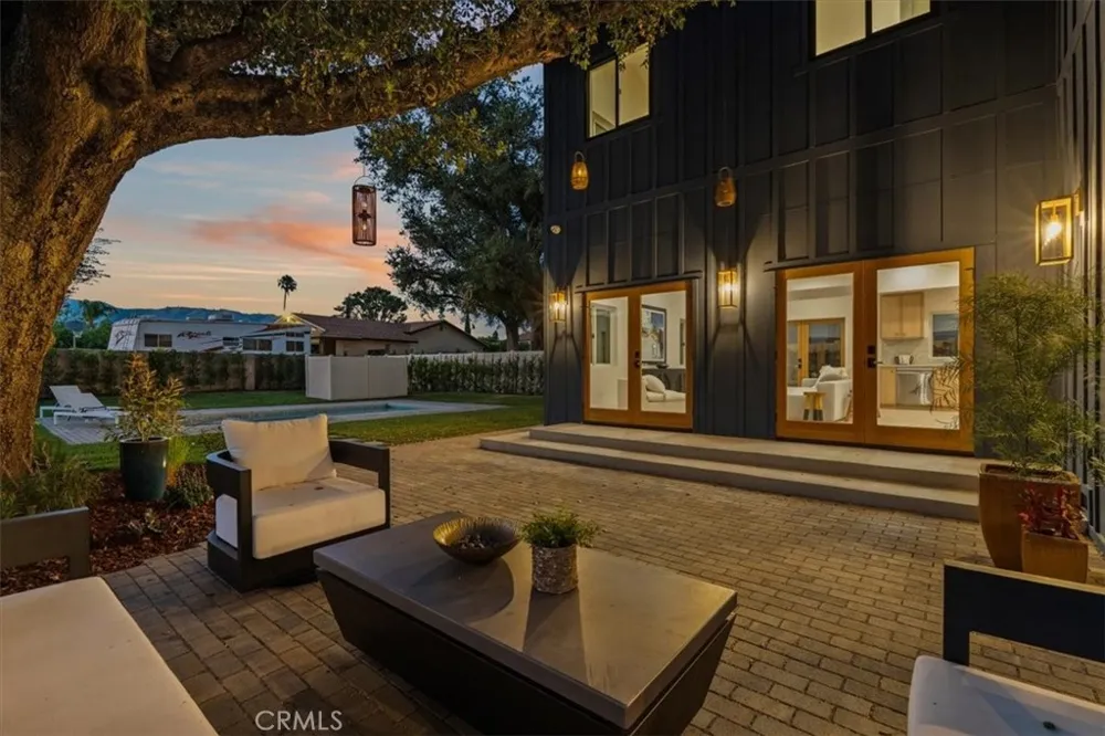21831 San Jose Street Chatsworth, CA 91311