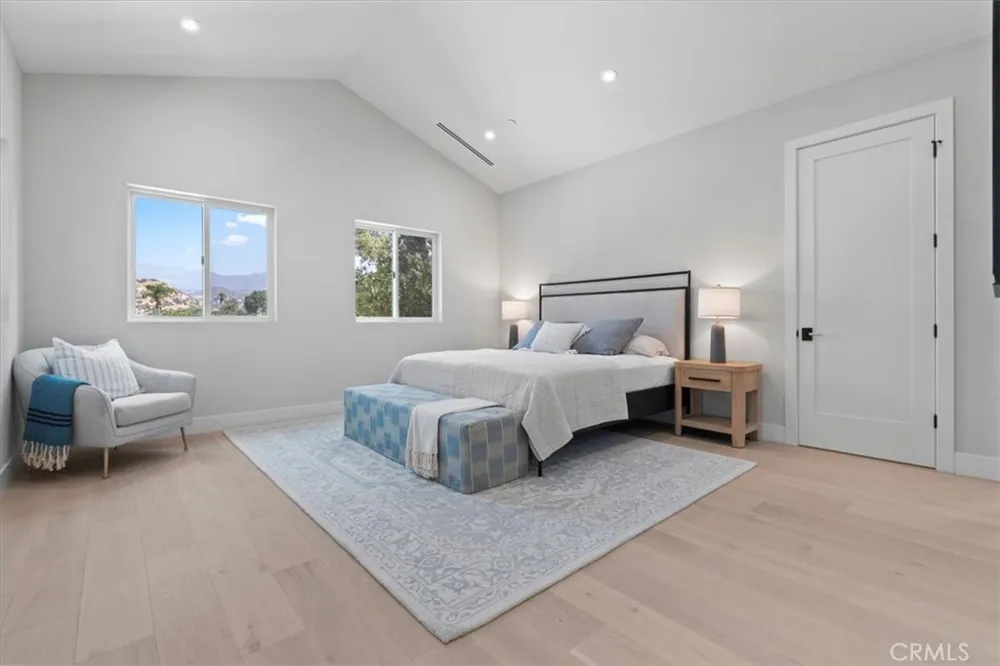 21831 San Jose Street Chatsworth, CA 91311