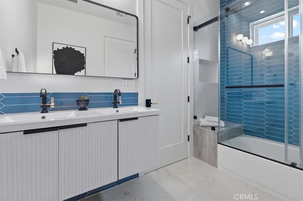 21831 San Jose Street Chatsworth, CA 91311