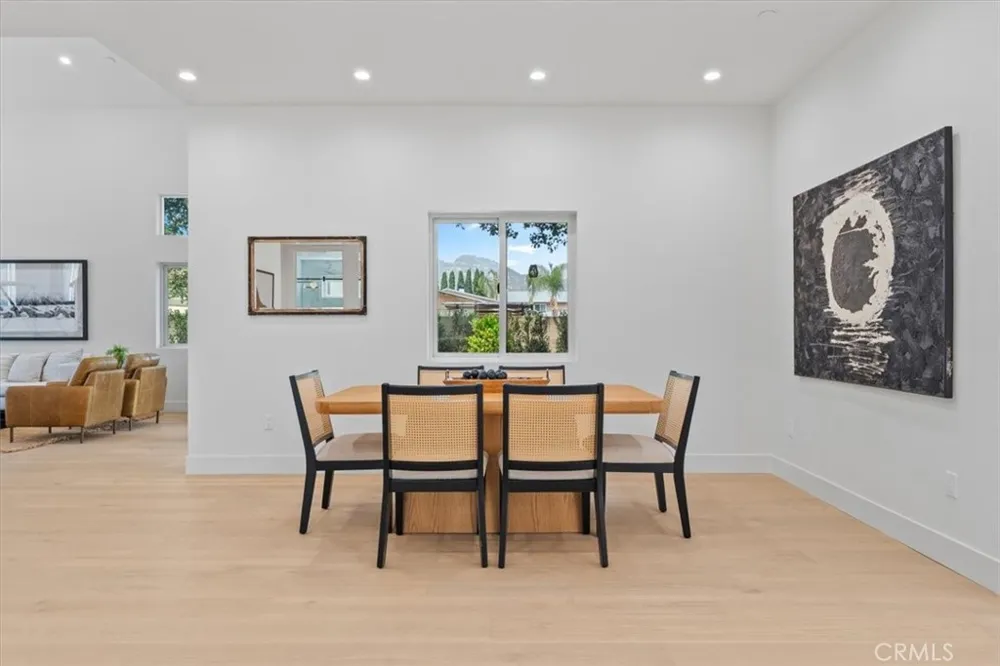 21831 San Jose Street Chatsworth, CA 91311