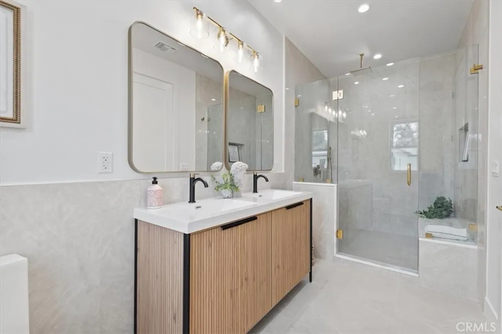 21831 San Jose Street Chatsworth, CA 91311