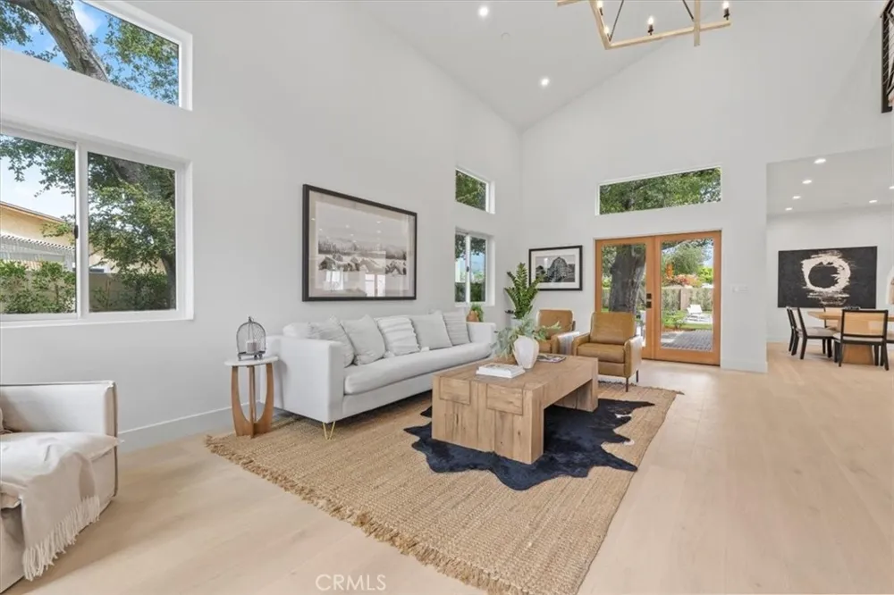 21831 San Jose Street Chatsworth, CA 91311
