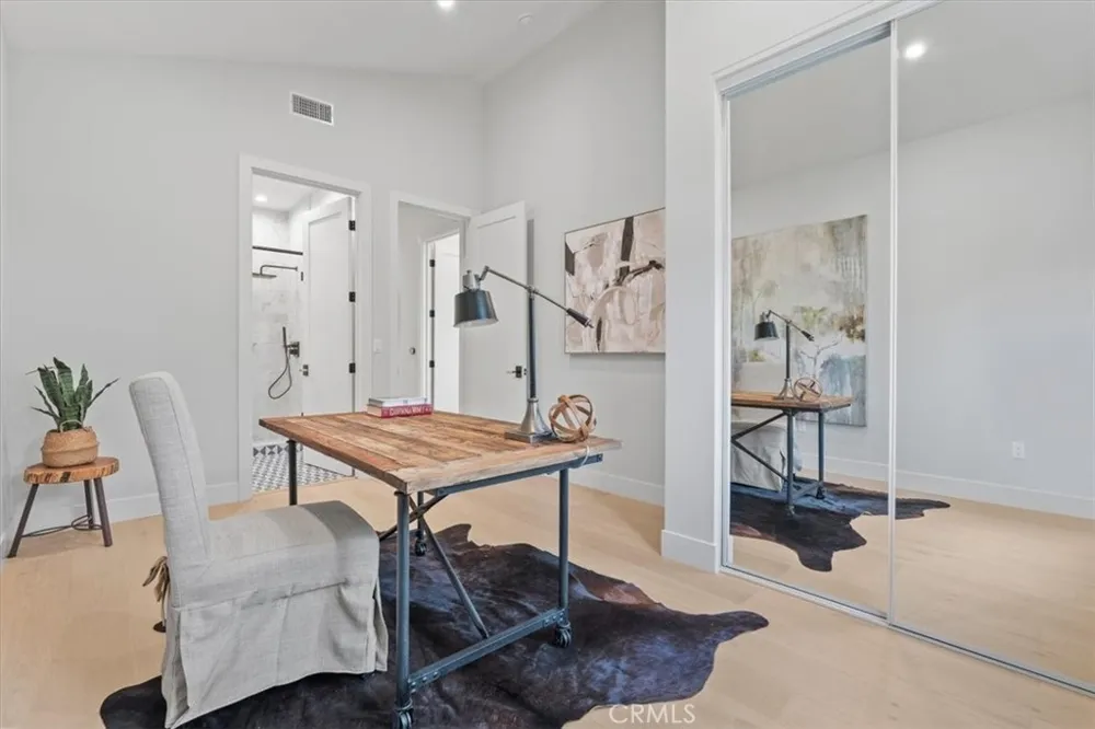 21831 San Jose Street Chatsworth, CA 91311