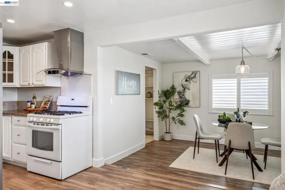6233 Zulmida Ave Newark, CA 94560