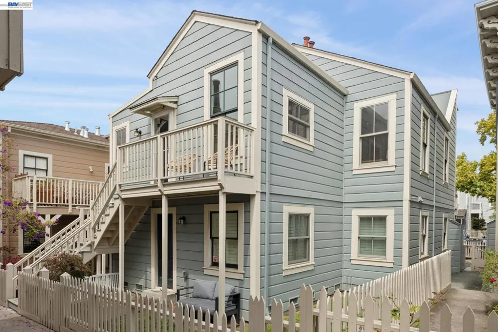 800 Delaware Street #1020 Berkeley, CA 94710