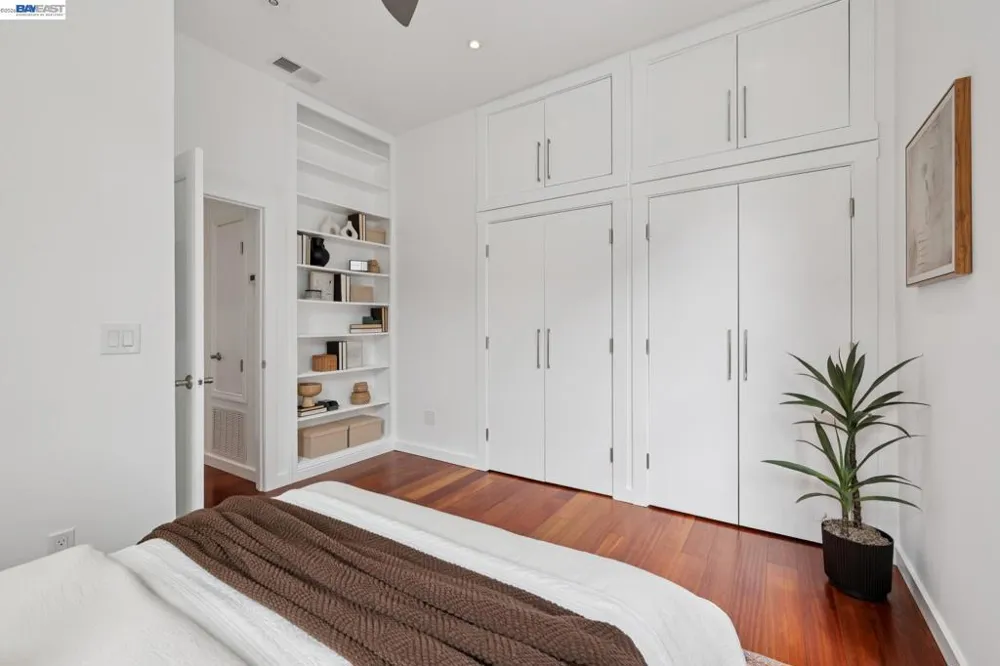 800 Delaware Street #1020 Berkeley, CA 94710