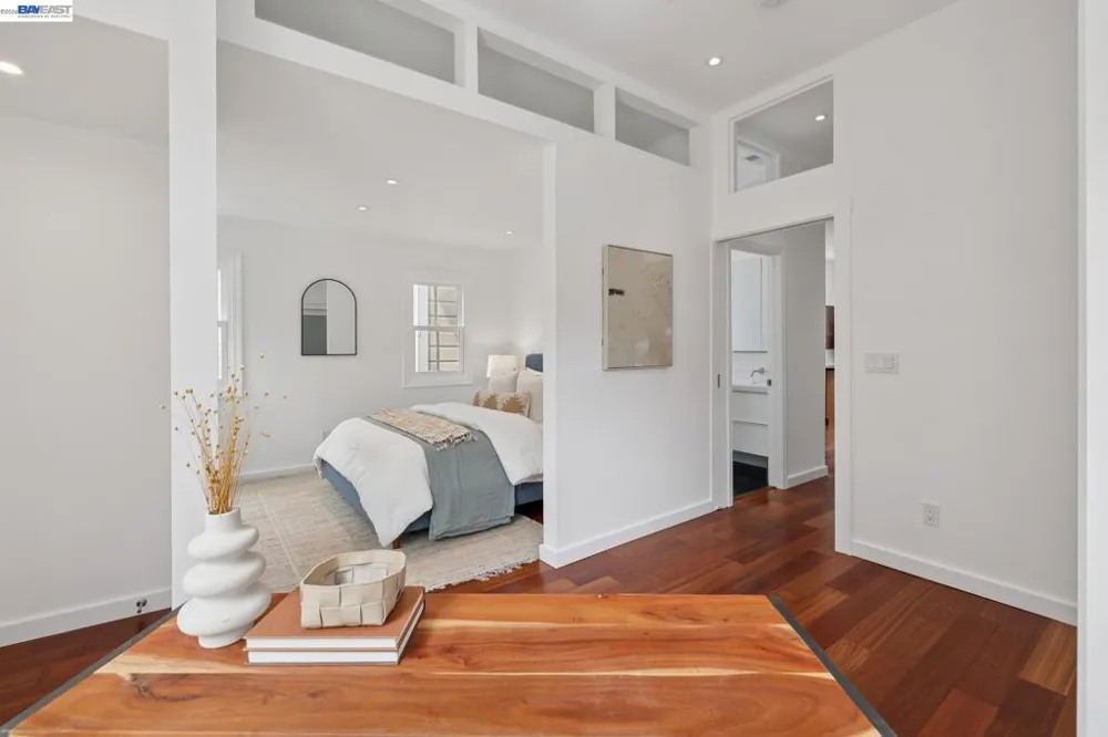 800 Delaware Street #1020 Berkeley, CA 94710