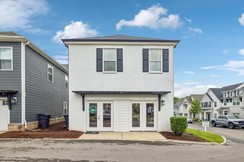 233 Champaign Pvt Drive Hendersonville, TN 37075