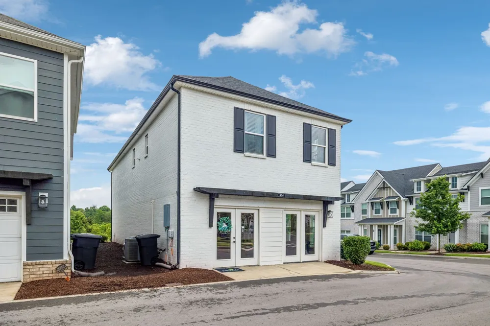 233 Champaign Pvt Drive Hendersonville, TN 37075