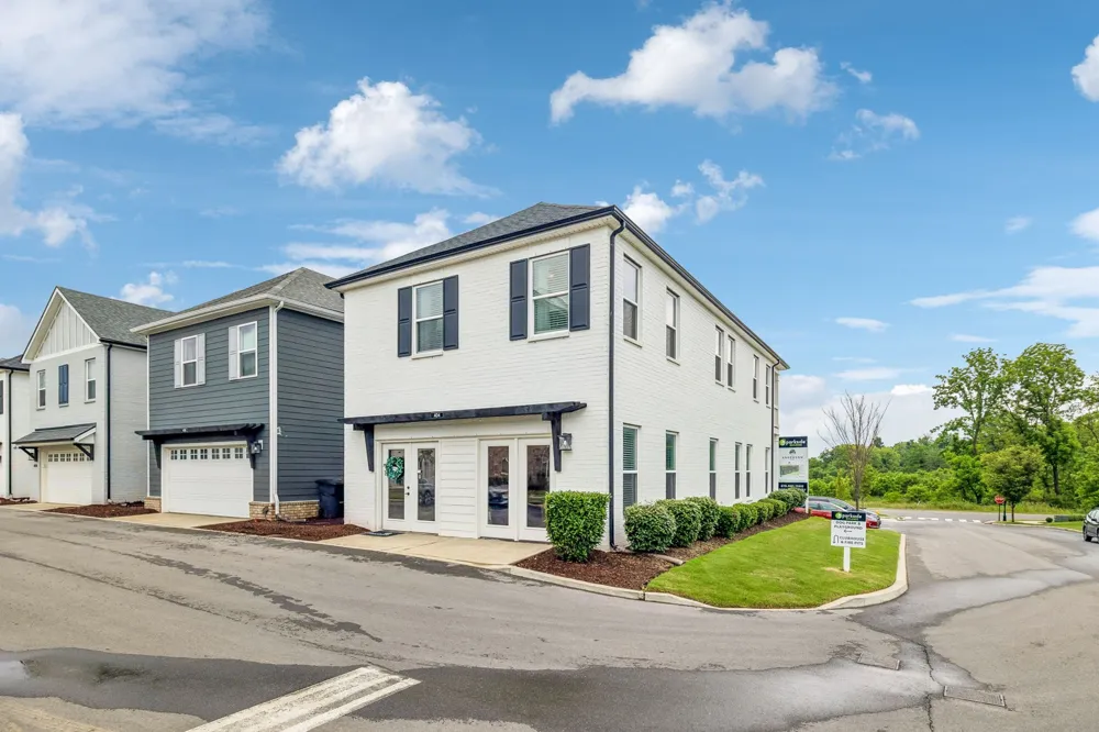 233 Champaign Pvt Drive Hendersonville, TN 37075