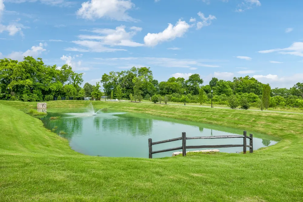233 Champaign Pvt Drive Hendersonville, TN 37075
