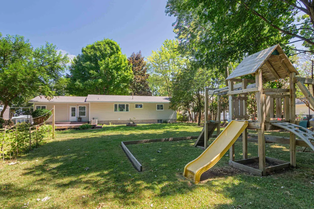 1722 Stockman Road Mt Pleasant City, MI 48858