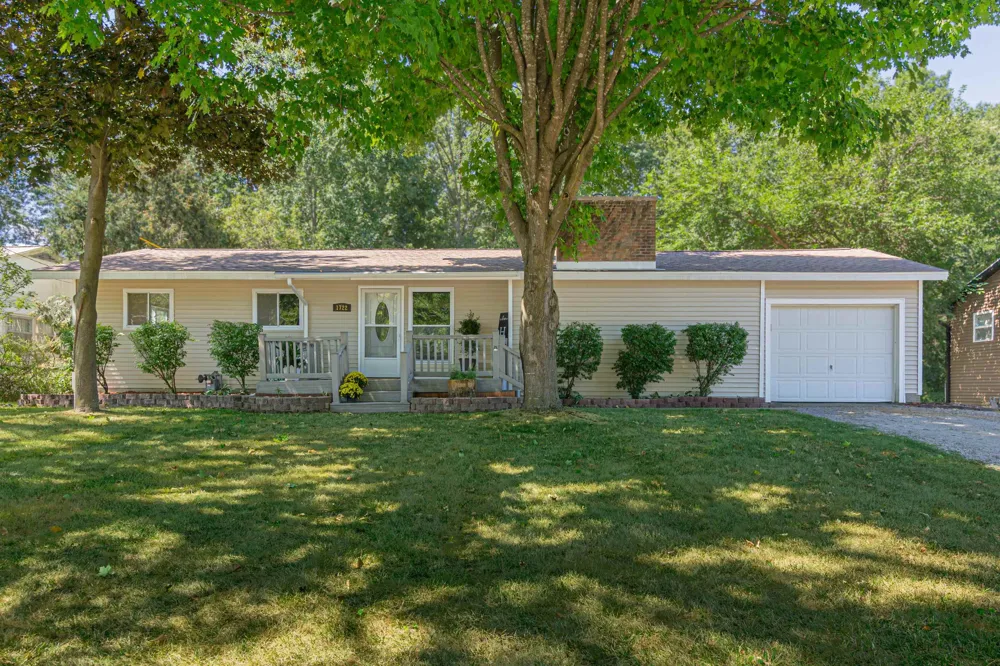 1722 Stockman Road Mt Pleasant City, MI 48858