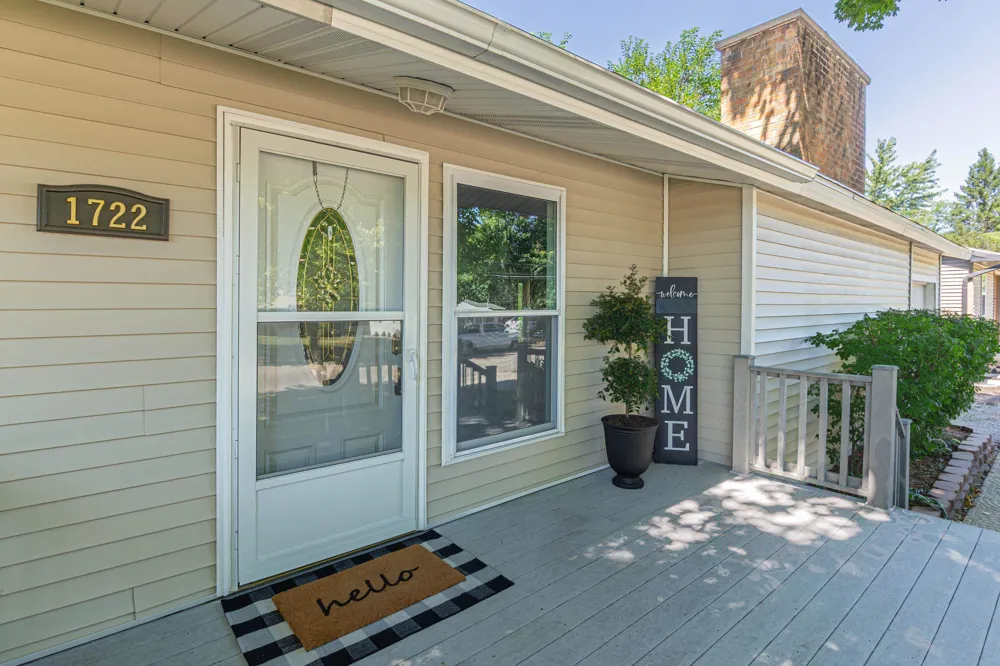 1722 Stockman Road Mt Pleasant City, MI 48858