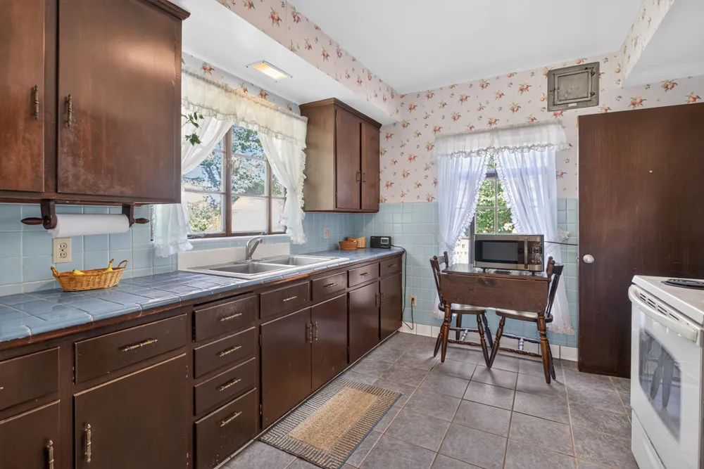 3650 Spring Arbor Road Summit Township, MI 49201