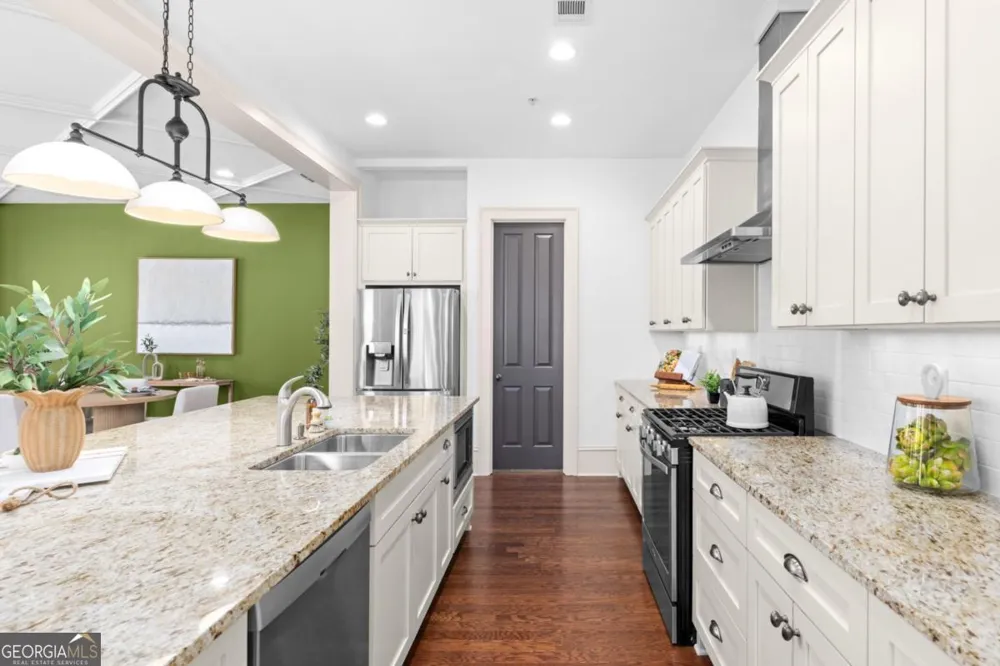 6015 Webster CIR Norcross, GA 30071