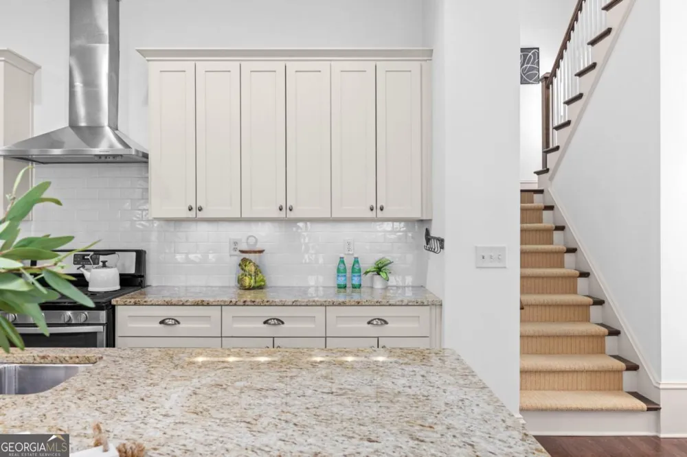 6015 Webster CIR Norcross, GA 30071