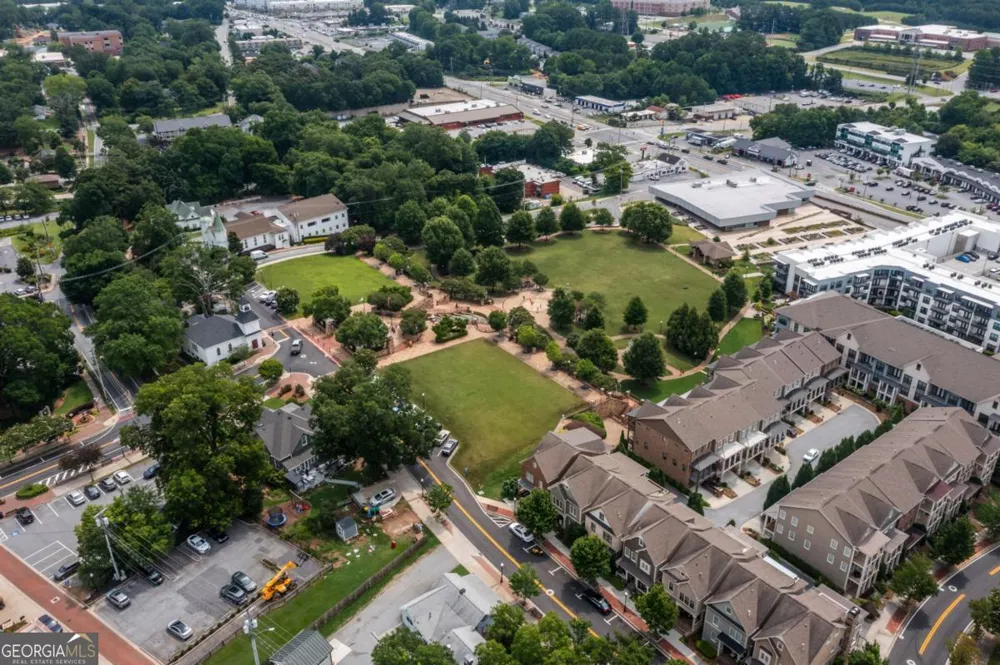 6015 Webster CIR Norcross, GA 30071