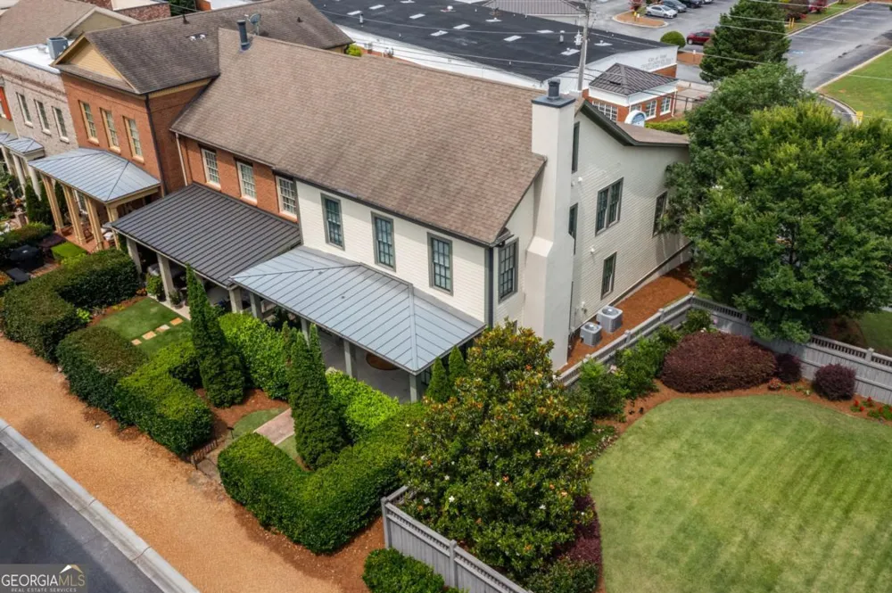 6015 Webster CIR Norcross, GA 30071
