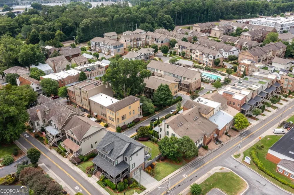 6015 Webster CIR Norcross, GA 30071
