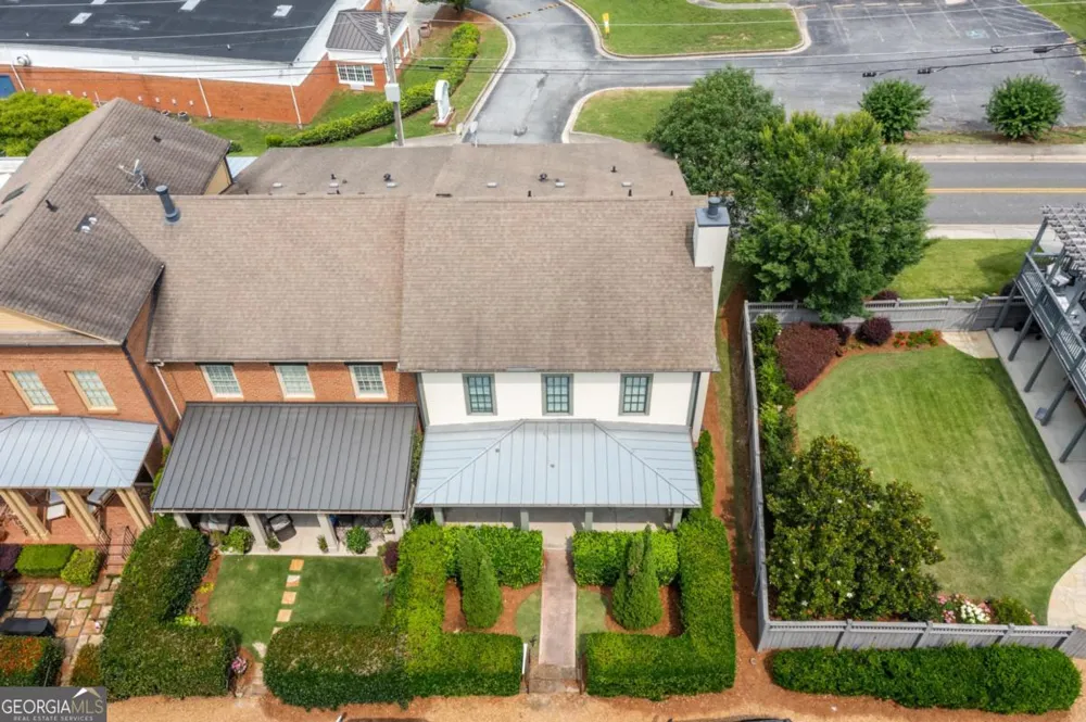 6015 Webster CIR Norcross, GA 30071