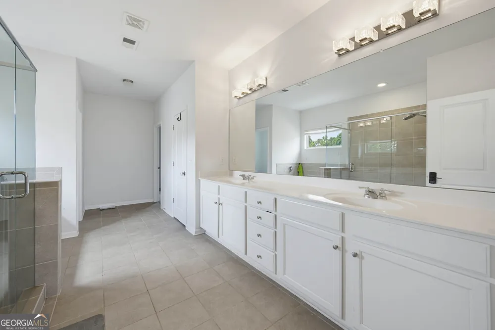 2649 Ogden TRL Buford, GA 30519