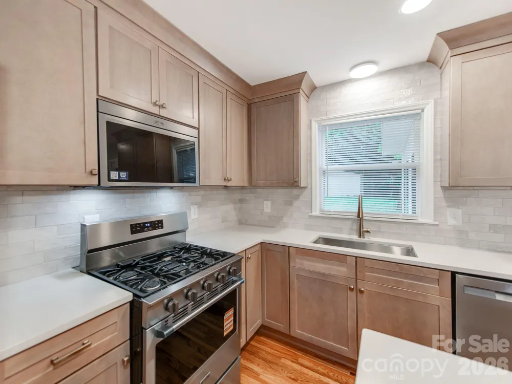 3326 Bonneville Drive Charlotte, NC 28205