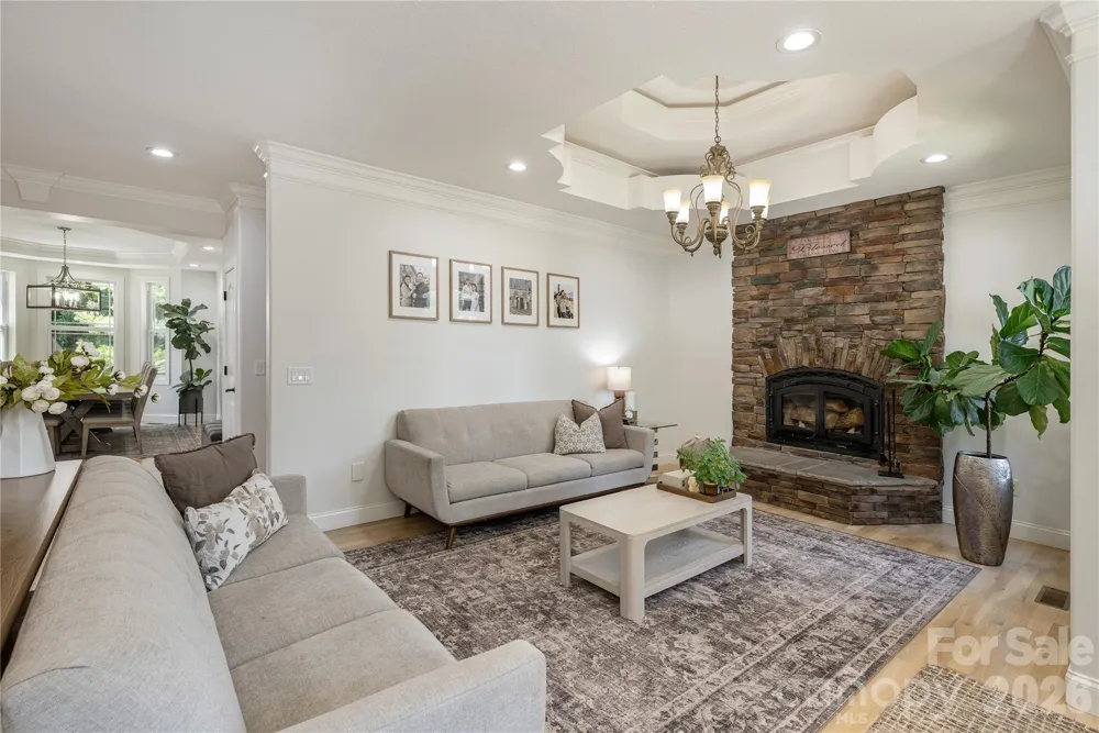 38 Cane Brook Drive Leicester, NC 28748