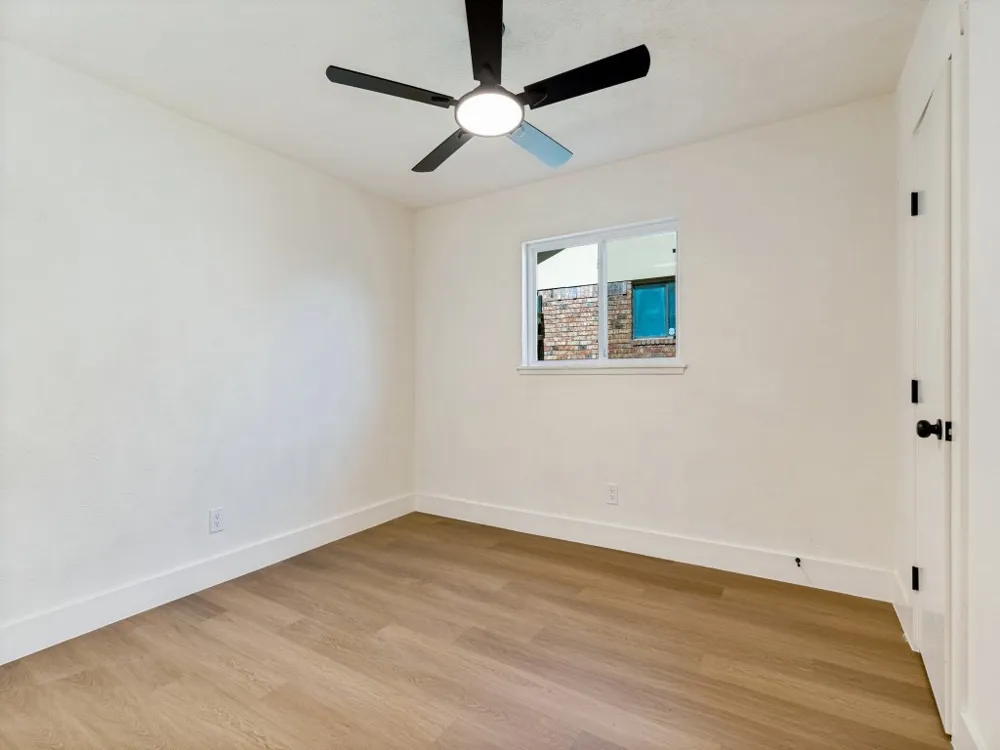 5256 Ragan Drive The Colony, TX 75056